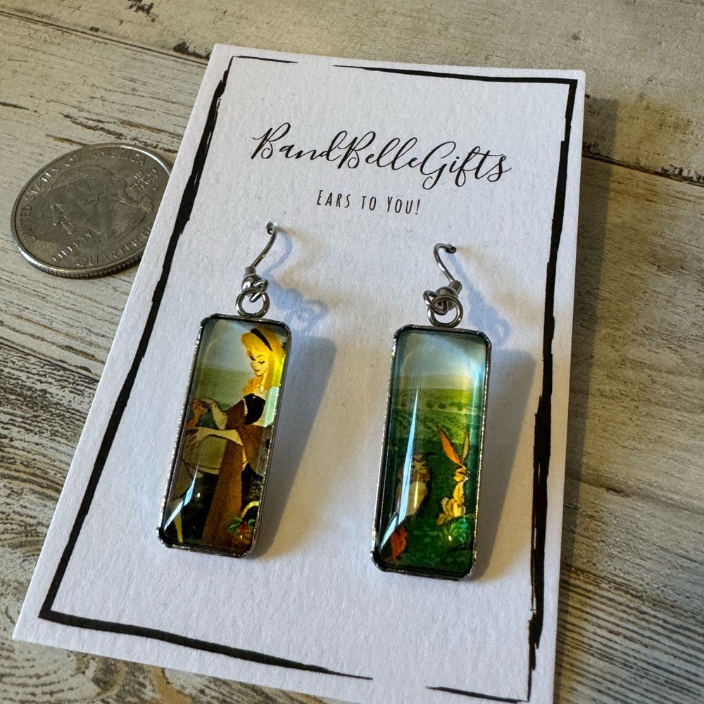 Disney Fan Glass Dangle Earrings: Aurora and Friends